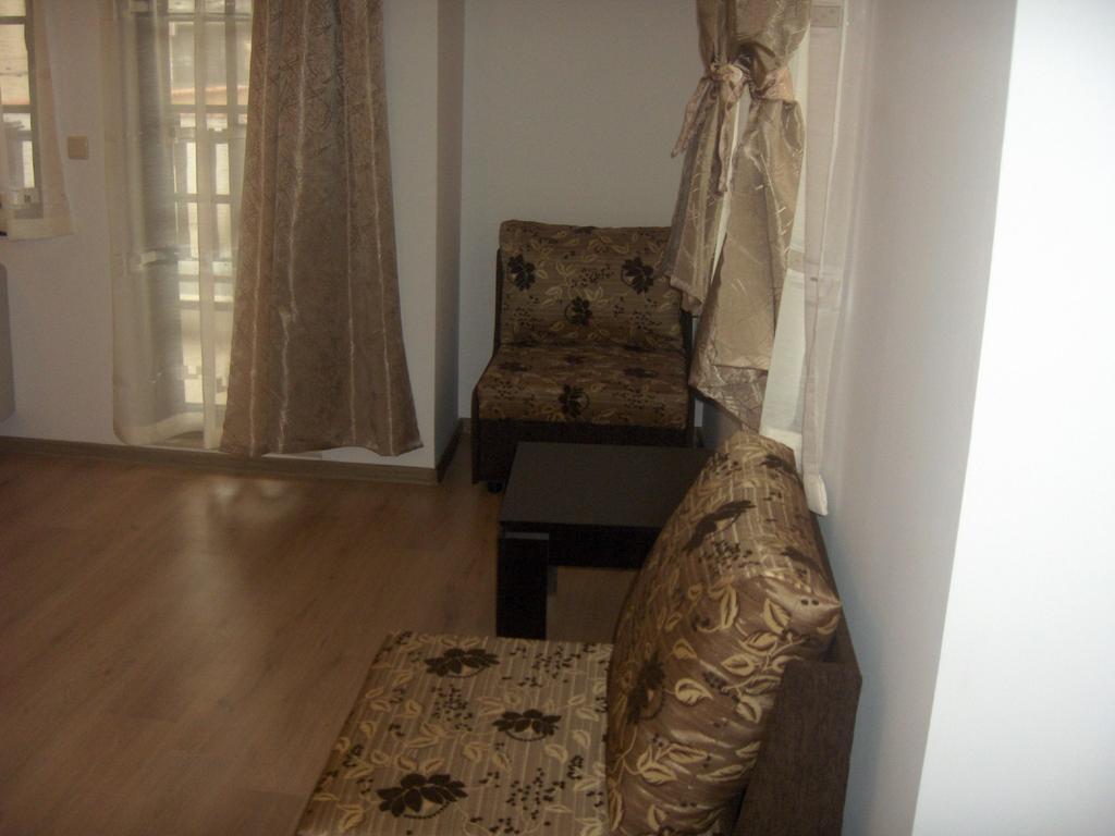 Krasteva House Otel Berkovitsa Oda fotoğraf